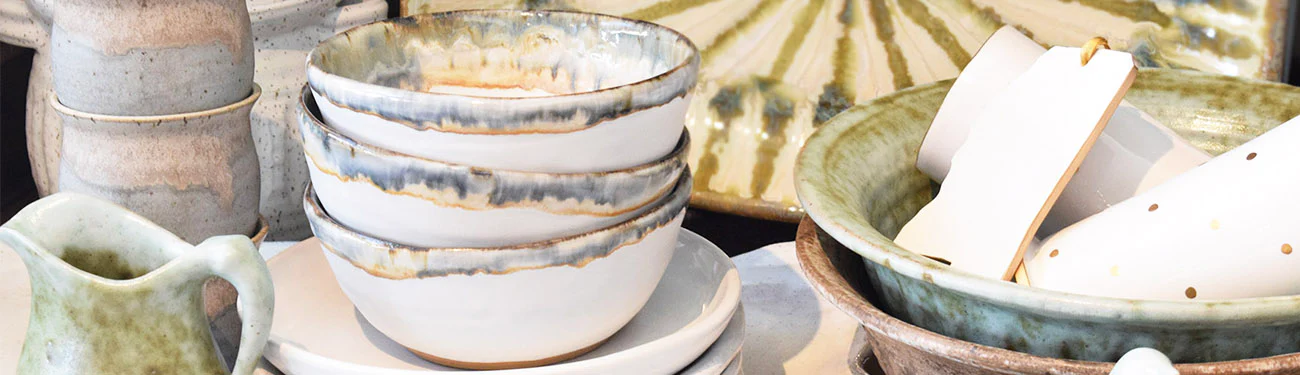 Hand-Painted Ceramic Picture Frame – Red, Blue & White Flourish Design